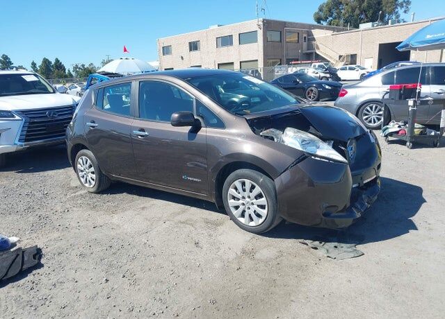2016 NISSAN Leaf