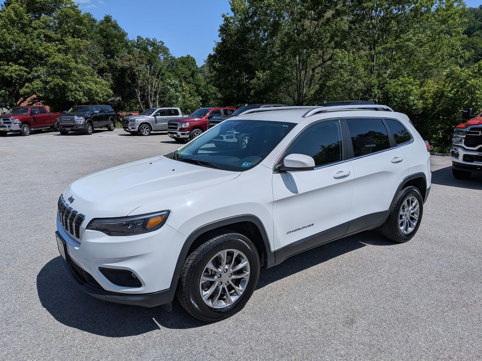 2020 JEEP Cherokee