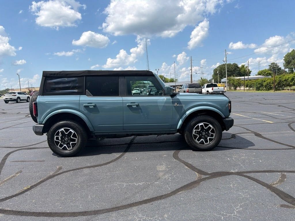 2022 FORD Bronco
