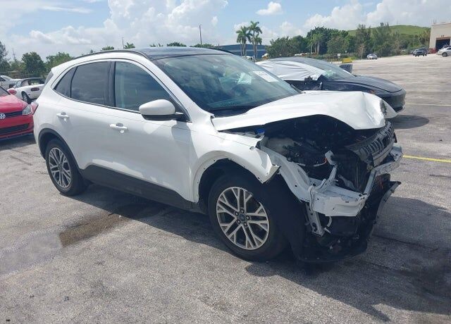 2022 FORD Escape
