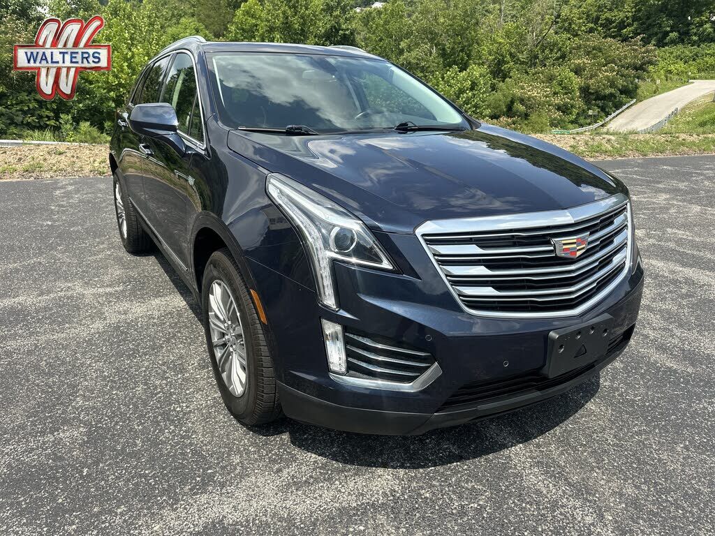 2017 CADILLAC XT5