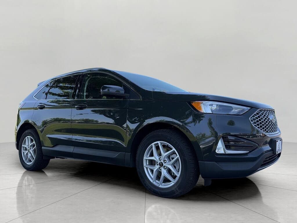 2024 FORD Edge