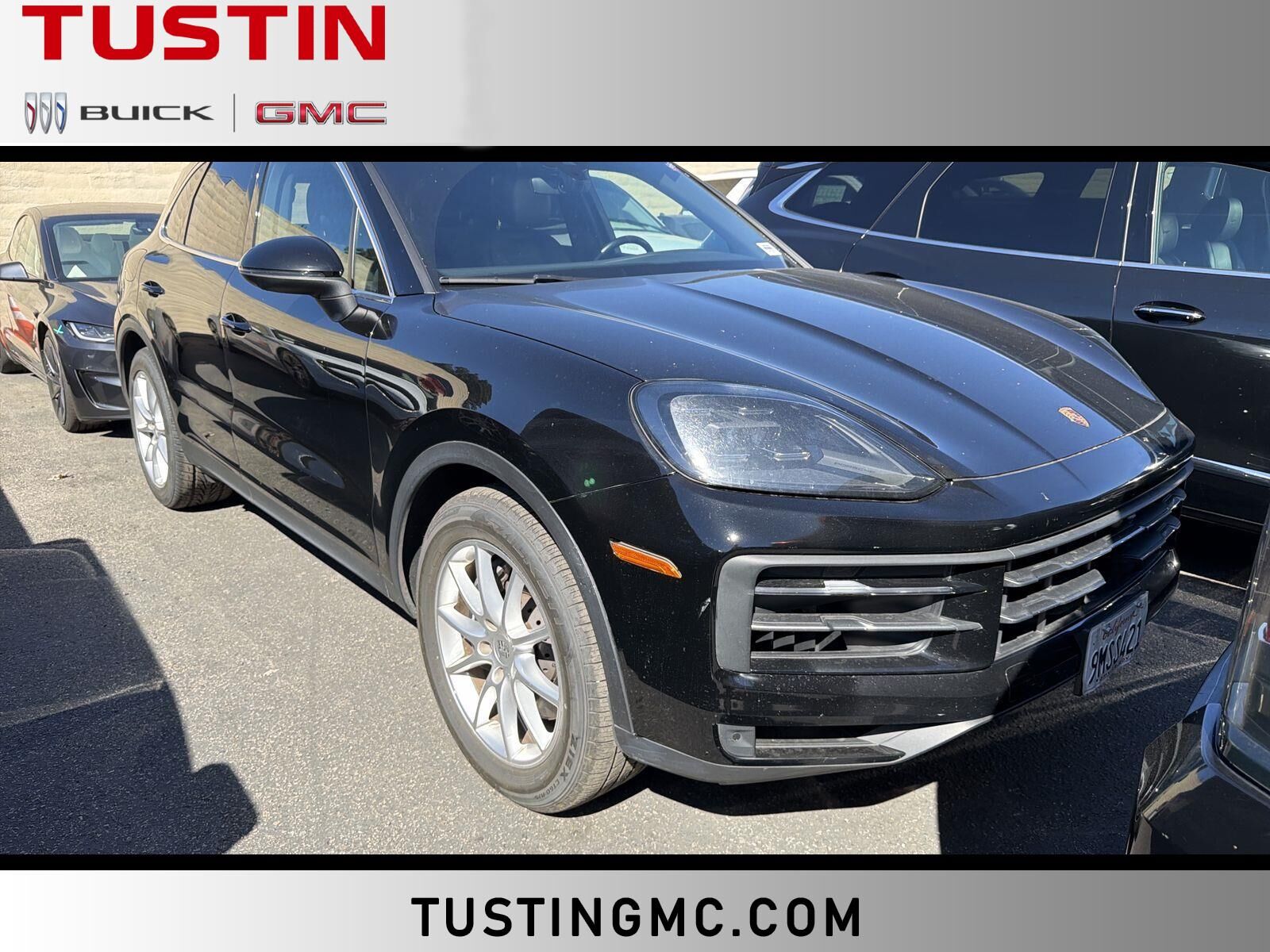 2024 PORSCHE Cayenne
