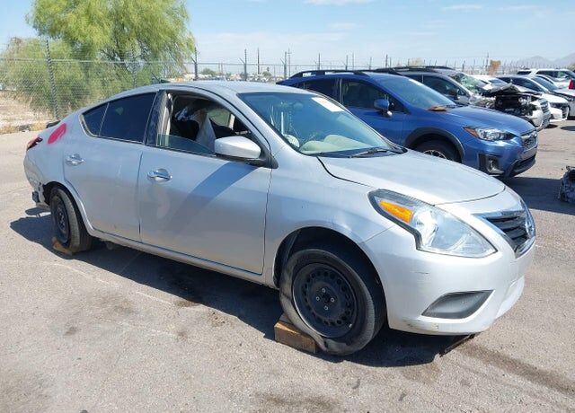 2018 NISSAN Versa