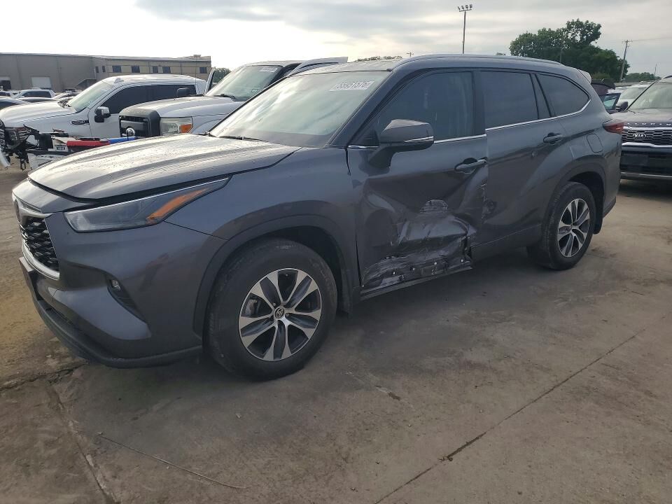 2024 TOYOTA Highlander