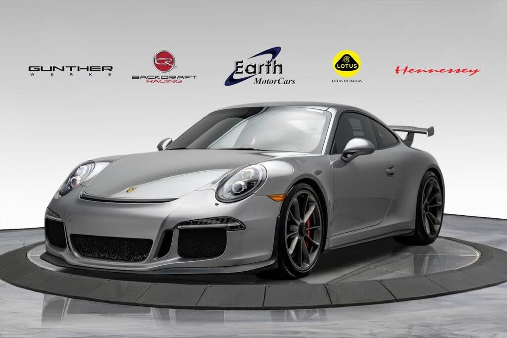 2015 PORSCHE 911