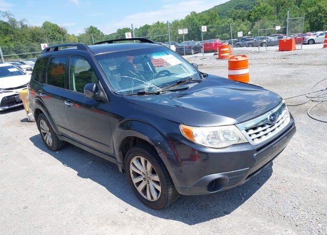 2013 SUBARU Forester
