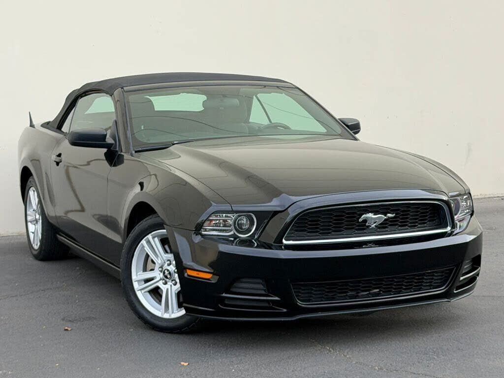 2014 FORD Mustang