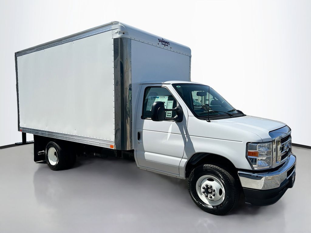 2025 FORD E-350