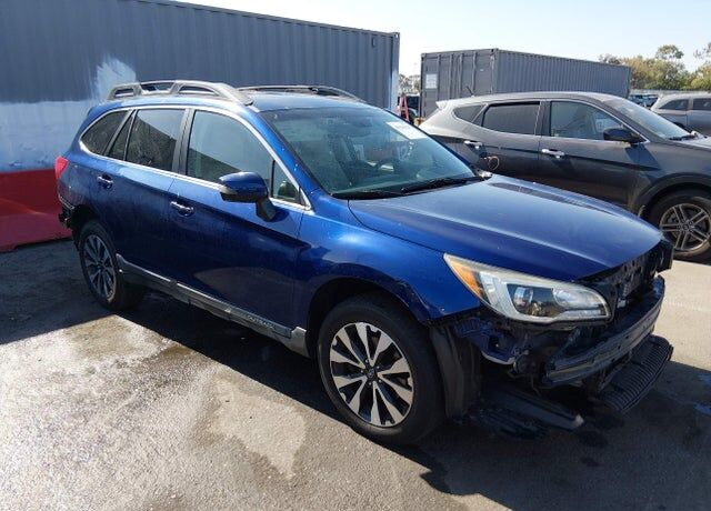 2016 SUBARU Outback