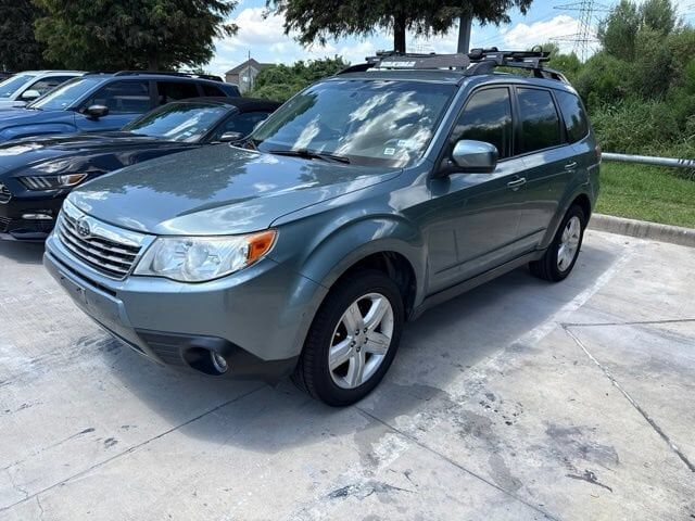 2010 SUBARU Forester