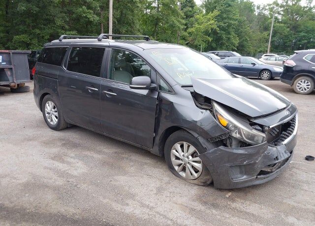 2015 KIA Sedona