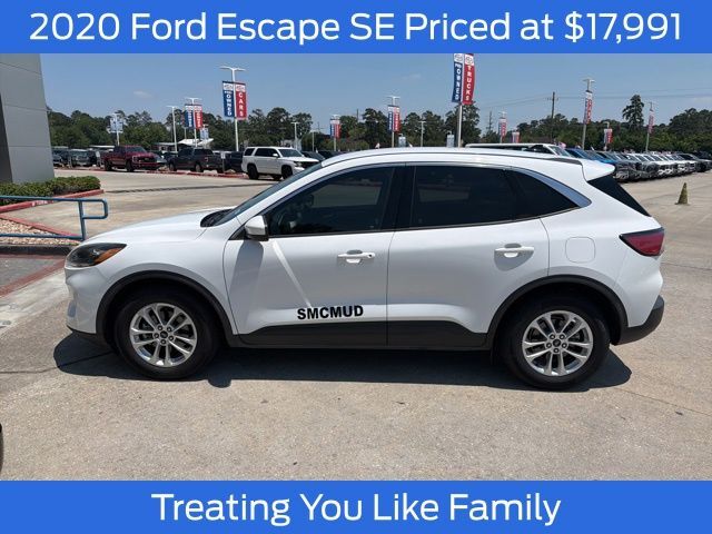 2020 FORD Escape
