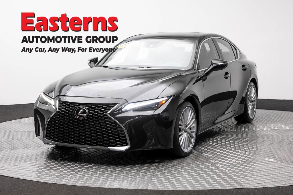 2022 LEXUS IS