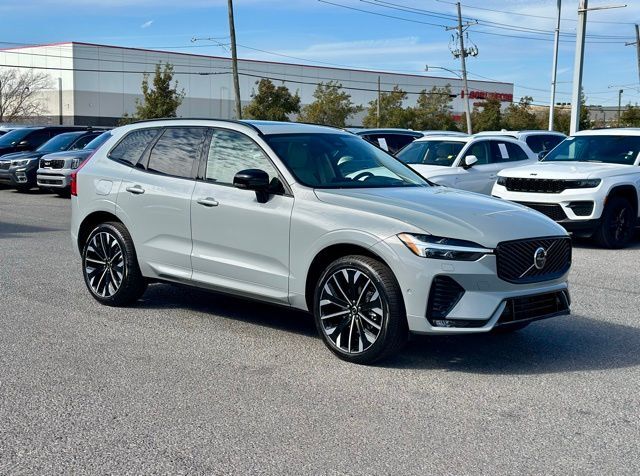 2026 VOLVO XC60