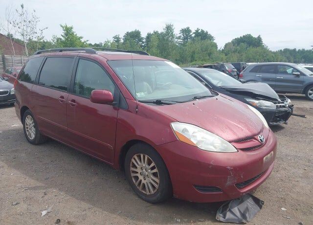 2008 TOYOTA Sienna