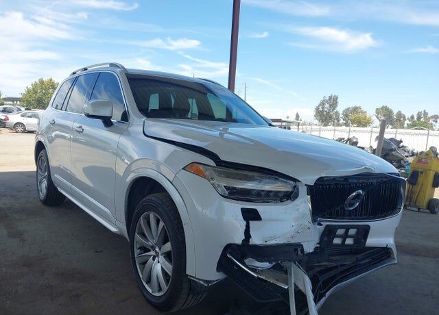 2016 VOLVO XC90