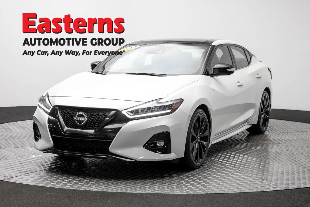 2023 NISSAN Maxima