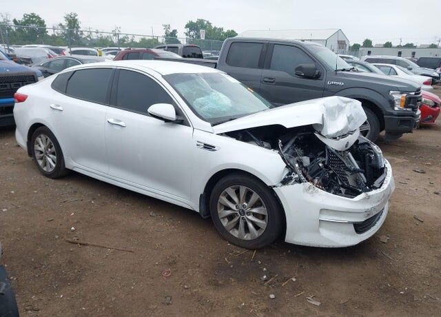 2018 KIA Optima