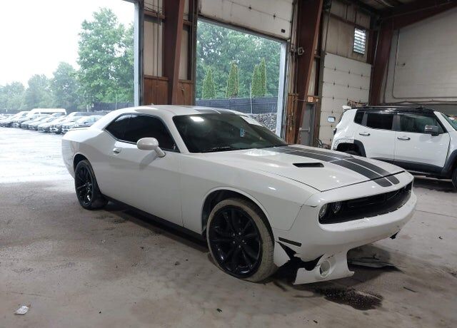 2016 DODGE Challenger