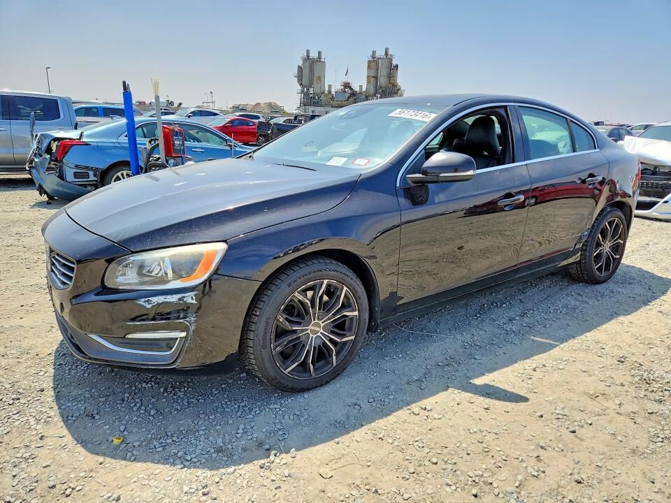 2015 VOLVO S60