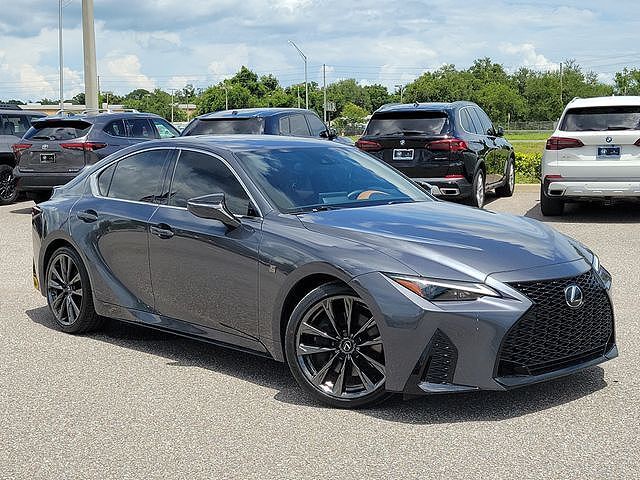 2025 LEXUS IS