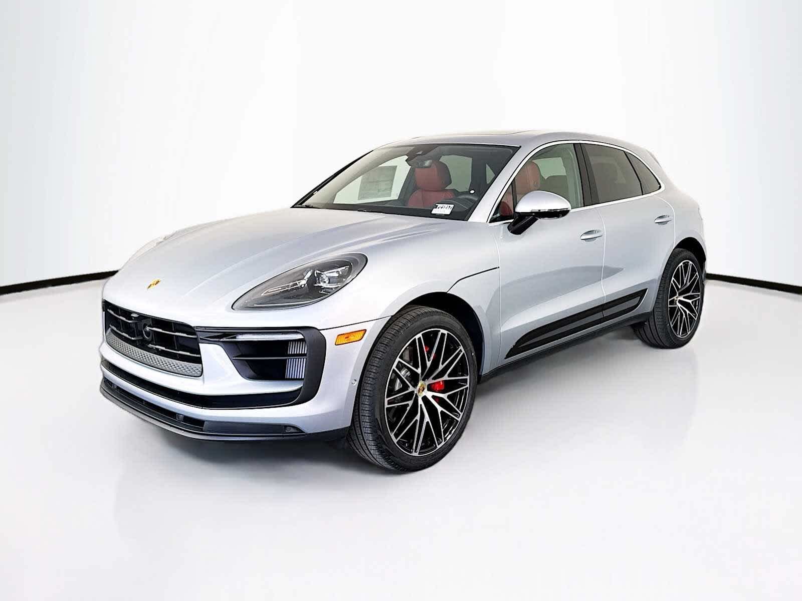 2025 PORSCHE Macan