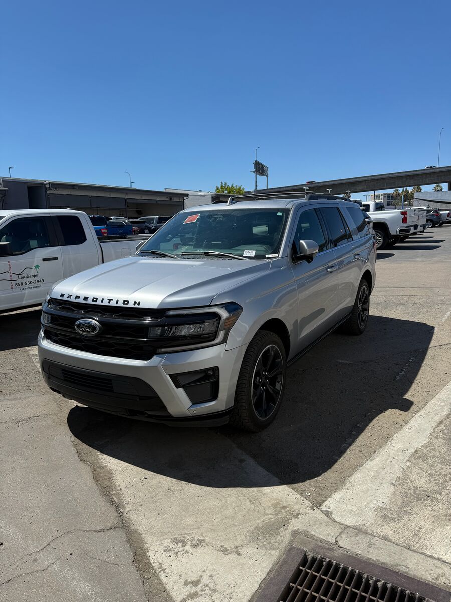 2022 FORD Expedition