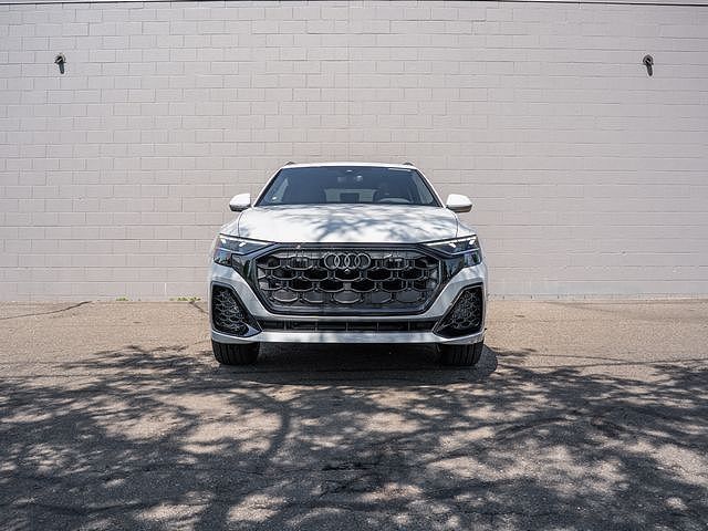 2026 Audi Q8