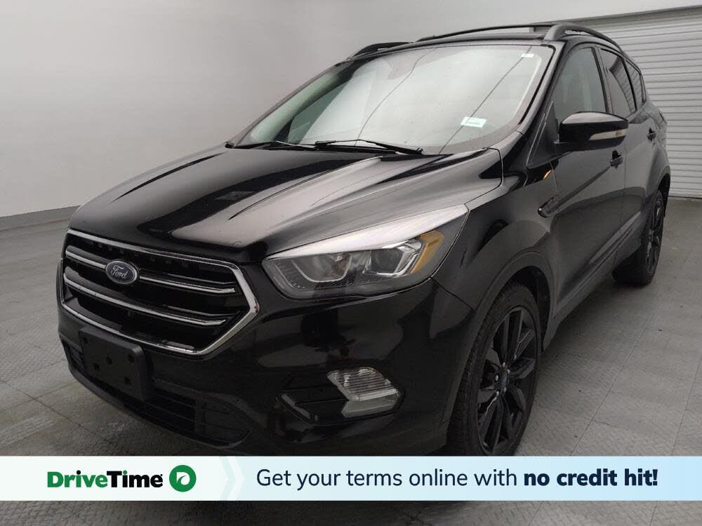 2017 FORD Escape