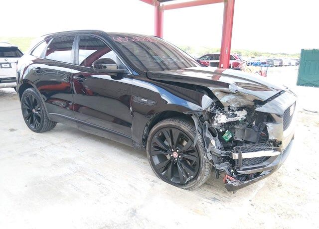 2017 JAGUAR F-Pace