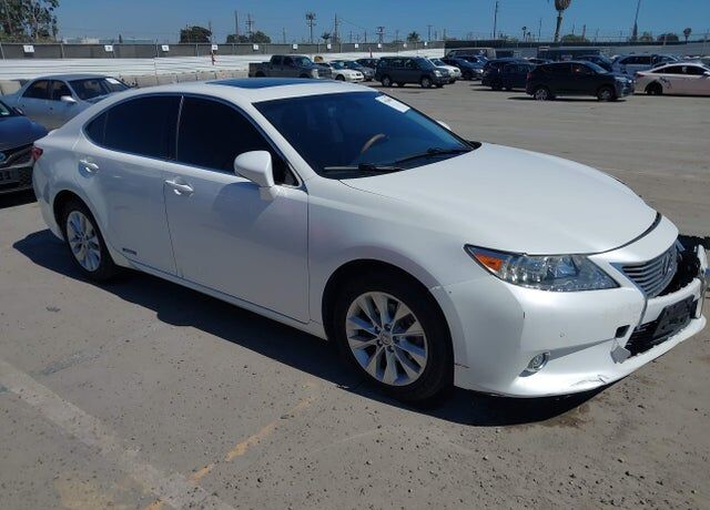 2014 LEXUS ES