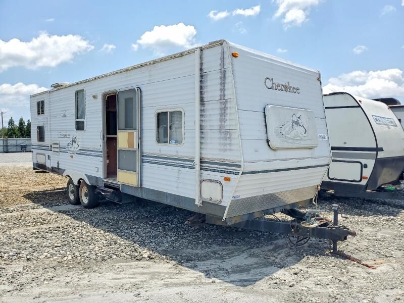 2002 FOREST RIVER Cherokee