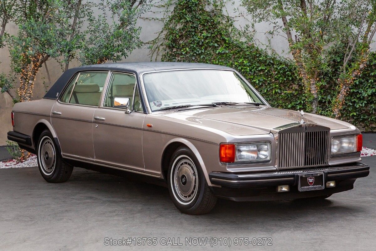 Rolls-Royce Silver Spur