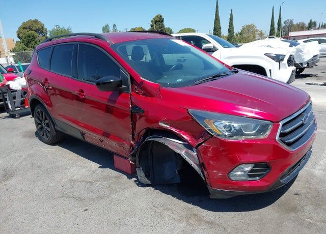 2019 FORD Escape