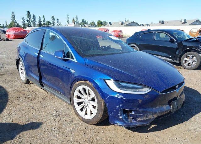 2016 TESLA Model X