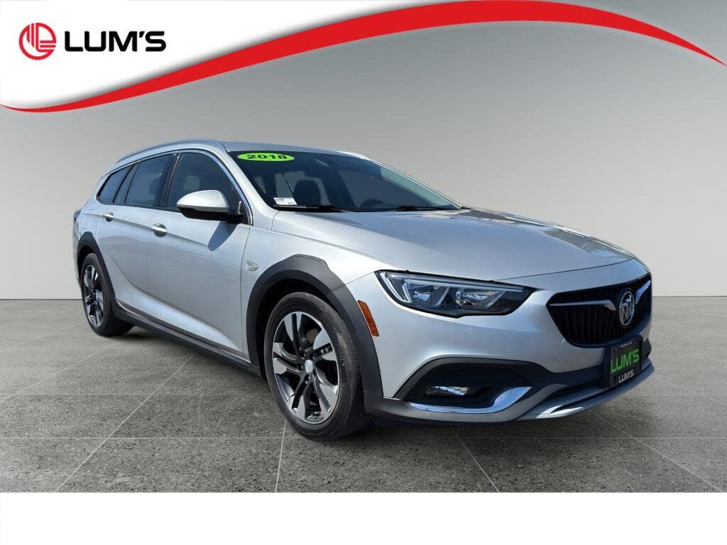 2018 BUICK Regal TourX