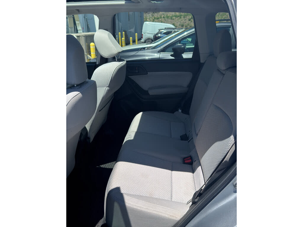 2023 GENESIS GV60
