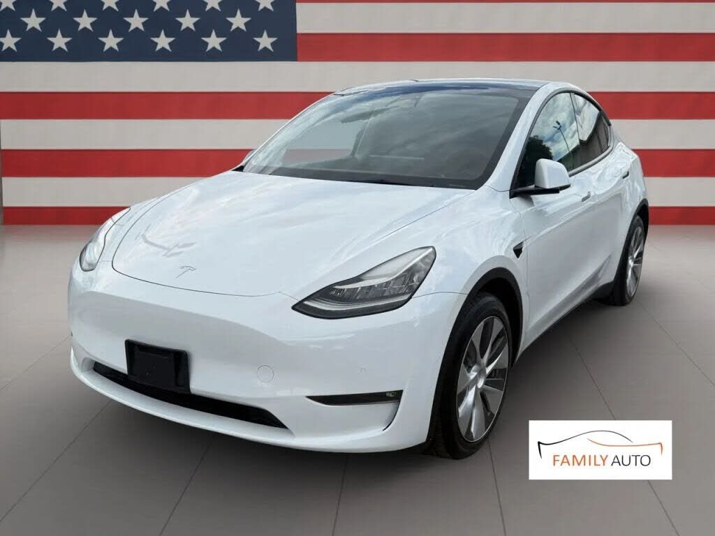 2022 TESLA Model Y