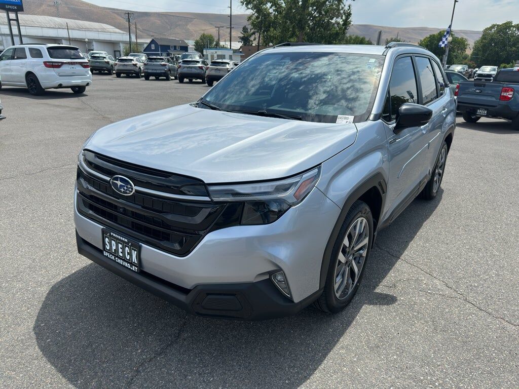 2025 SUBARU Forester