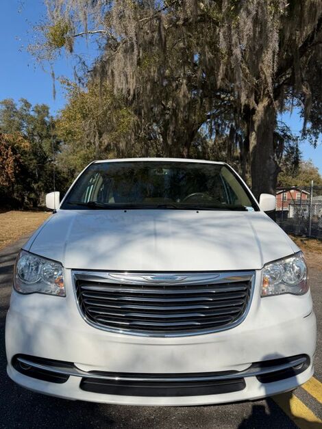 2015 CHRYSLER Town and Country