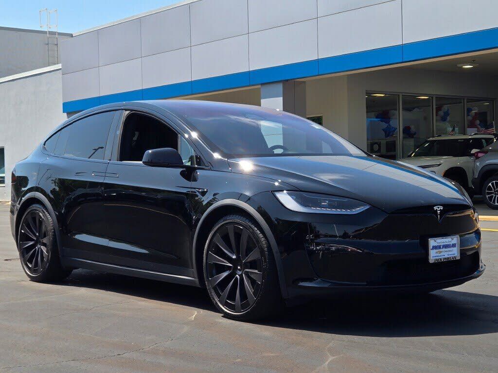 2023 TESLA Model X