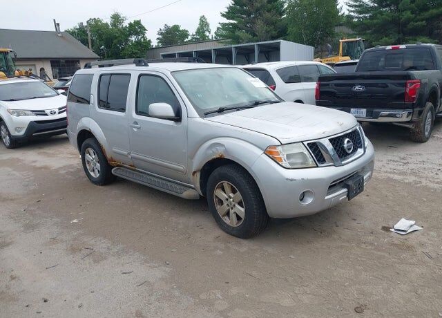 2011 NISSAN Pathfinder