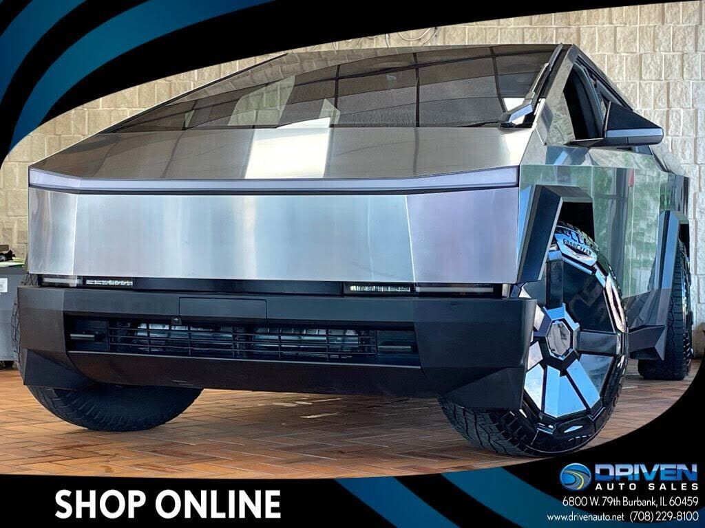 2024 TESLA Cybertruck
