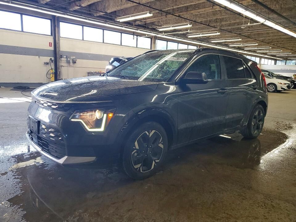 2023 KIA Niro