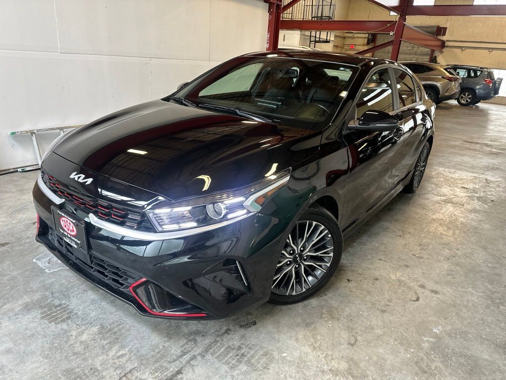 2023 KIA Forte
