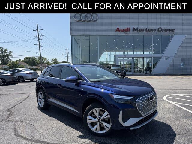 2023 AUDI Q4