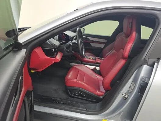 2020 PORSCHE Taycan
