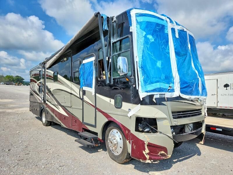 2013 FORD Motorhome Chassis