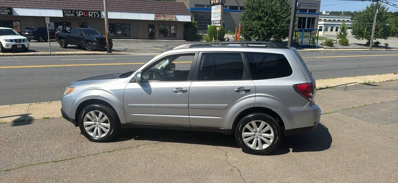 2013 SUBARU Forester